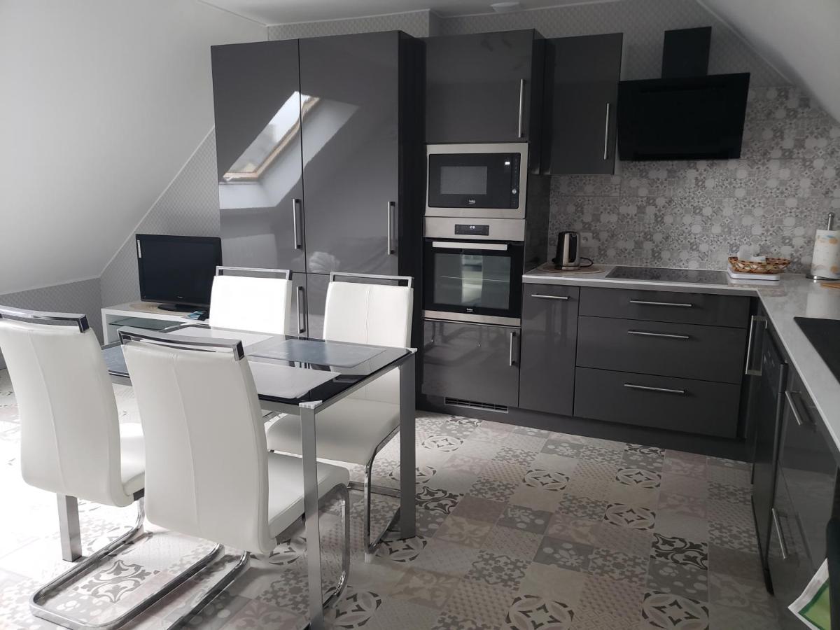 Ile Cigogne Apartment Фуенан Екстериор снимка